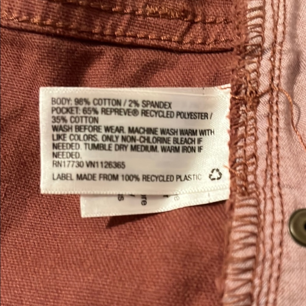 Universal Thread High Waist Rust Shorts - Picture 5 of 5